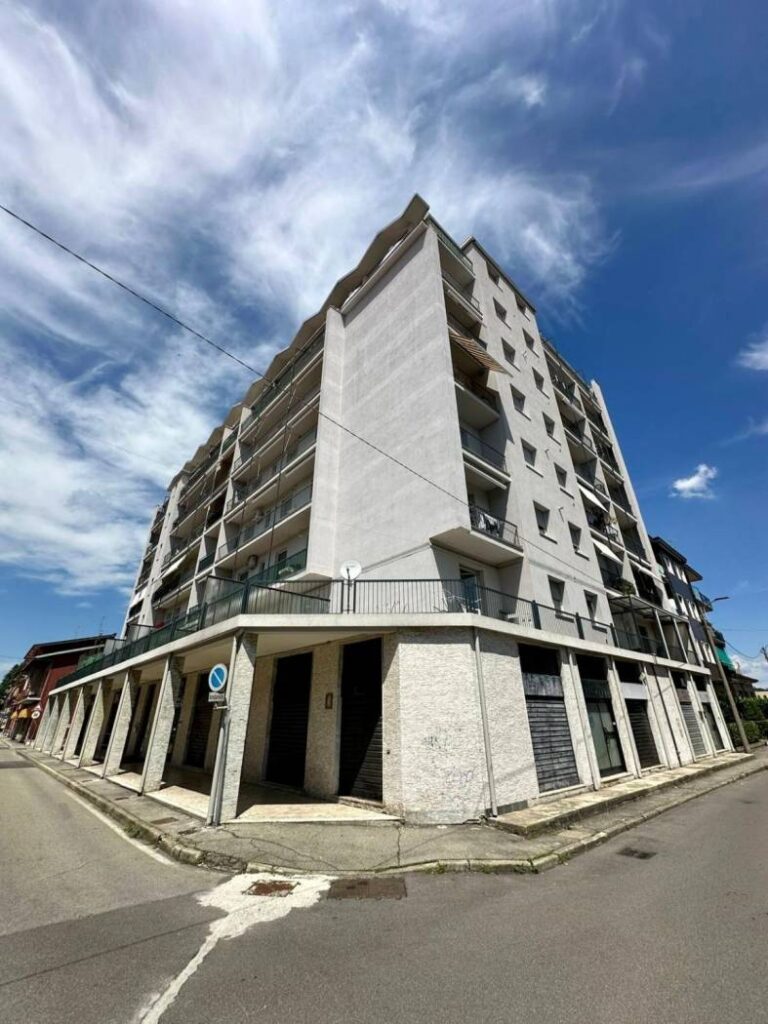 ESTERNI 2